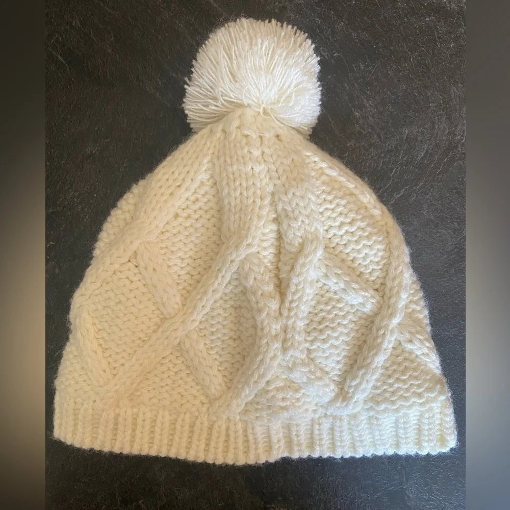Youth girl’s Alaska pom beanie